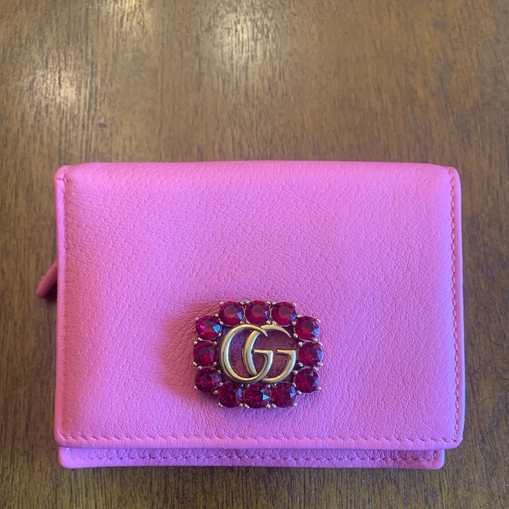 GUCCI Pink Leather Wallet w/Crystals